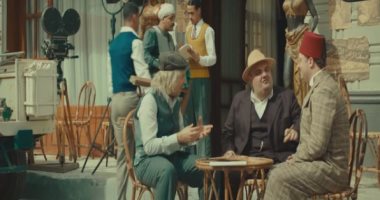 مسلسل النص التانى الحلقة 15.. فيلم "ولاد الحرام في المينا" لمواجهة الخطر