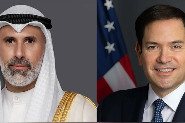 وزيرا الخارجية الكويتي والأمريكي يبحثان تطورات الأحداث في المنطقة