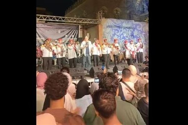 فرقة حسب الله تشعل الأجواء في مهرجان الطبول (بث مباشر)