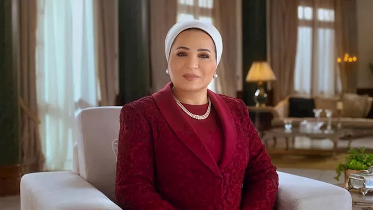 رمضان 2026.. السيدة انتصار السيسي تهنئ المواطنين