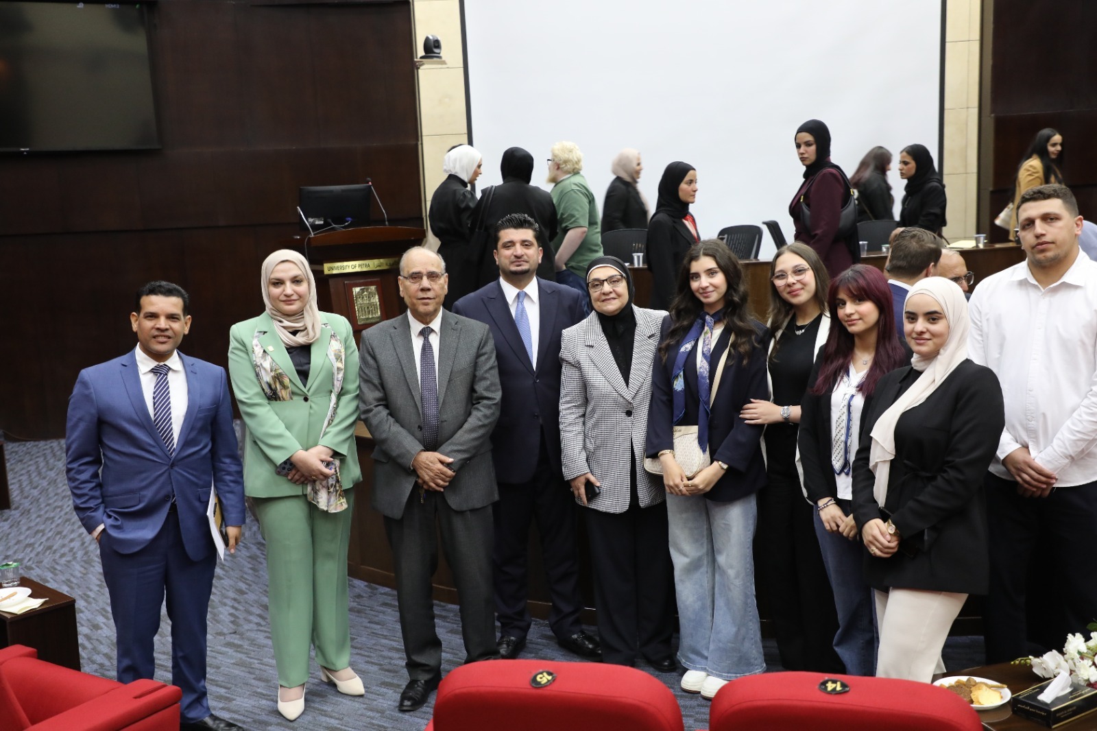 جو 24 :  كلية الإعلام بجامعة البترا تحصد المركز الأول في مسابقة "صوتك مؤثر"