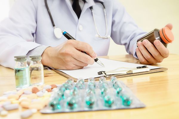 اعتماد تسجيل مسارات إضافية للأدوية بمجلس الصحة الخليجي