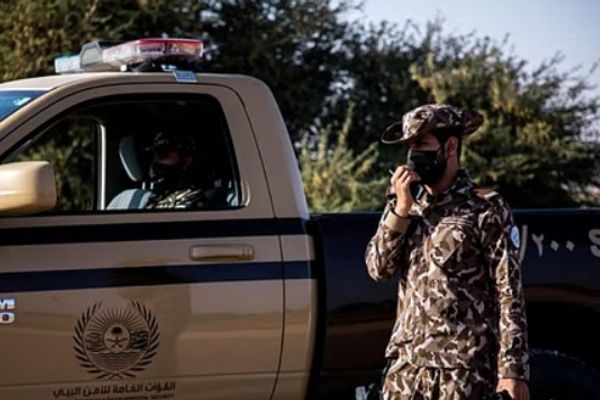 ضبط مخالف لنقله حطبًا محليًا في محمية الإمام تركي بن عبدالله الملكية