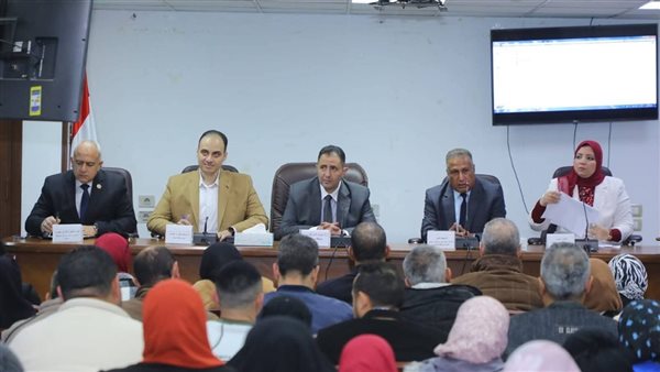 محافظ دمياط يطلق برنامجا تدريبيا مكثفا لرفع كفاءة العاملين بالمحليات