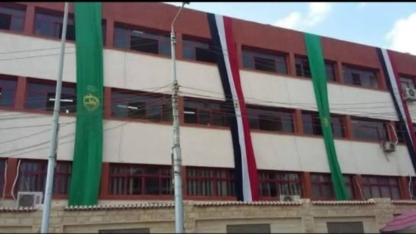 بسبب أفعال غير أخلاقية.. نقل عامل إحدى المدارس بالخصوص