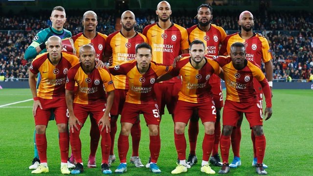 دوري أبطال أوروبا.. ليفربول يتأخر بهدف أمام جالطة سراي