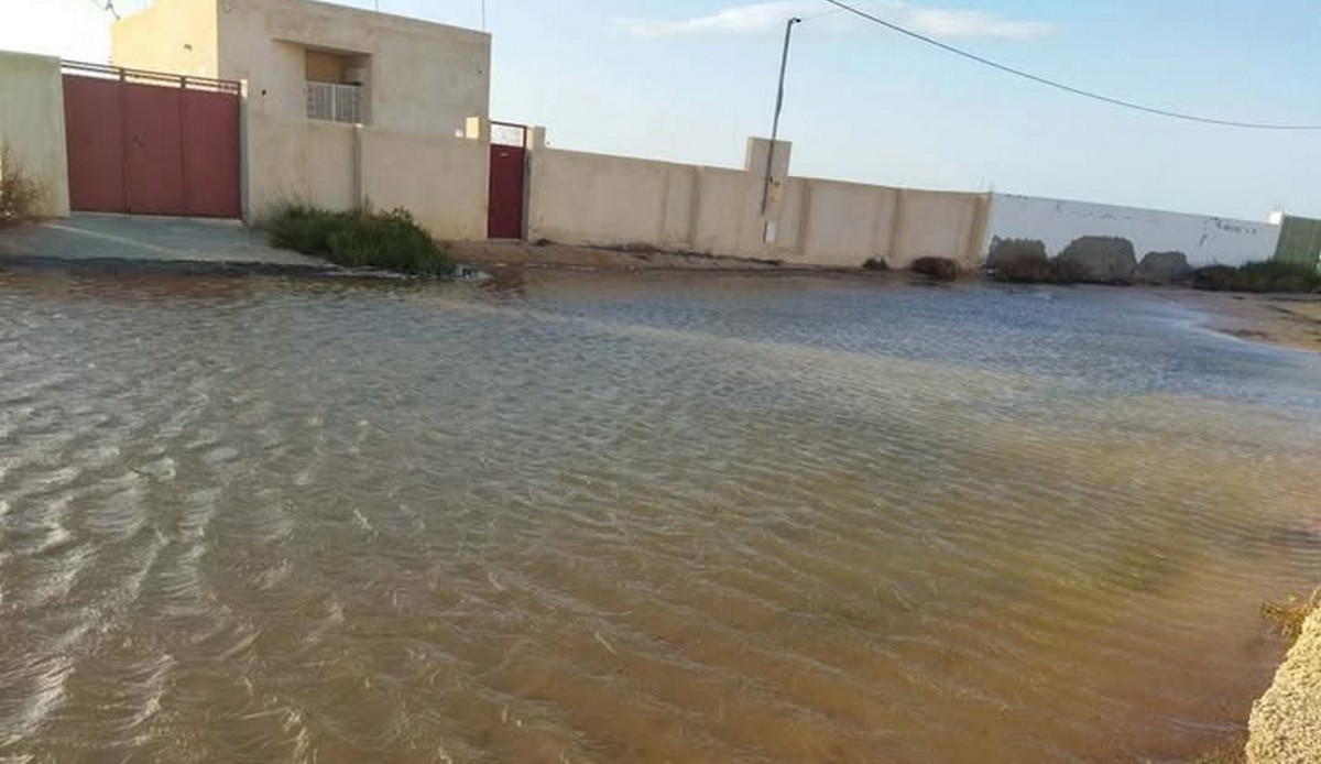 صفاقس قرقنة : مياه البحر تغمر بعض الجزر وتدخل للمنازل