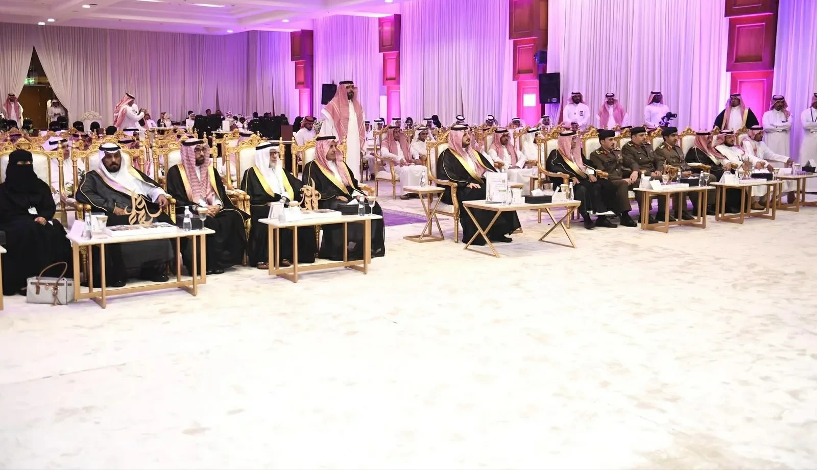 محافظ الطائف يكرّم 34 فائزاً بجائزة «ملهم» للتميز التعليمي