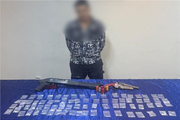 ضبط عنصر جنائي بعد إطلاق أعيرة نارية وترويع المواطنين ببولاق الدكرور