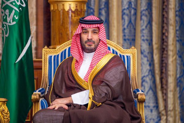 ولي العهد يهنئ رئيسة الوزراء الدنماركية بمناسبة تشكيل الحكومة الجديدة