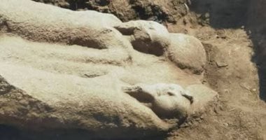 وزنه 5 أطنان وارتفاعه 240 سم.. بعثة أثرية تدرس تمثال الحسينية لحسم هويته