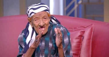 في سن الـ96 عاماً.. الحاجة سيدة عبد العليم نموذج للكفاح ومازالت تعمل