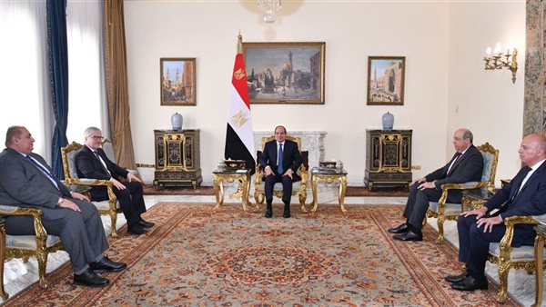 الرئيس يستقبل سكرتير عام منظمة إيكاو.. السيسي يؤكد الحرص على تطوير قطاع الطيران المدني لدوره المحوري في دعم التجارة والسياحة والاستثمار.. ويبرز أهمية تعزيز الربط بين الأسواق والدول