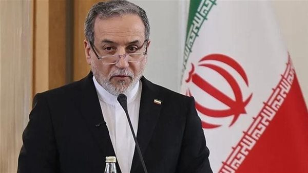 إيران: أمريكا بدأت الحرب طلبًا لاستسلامنا، والآن تتوسل لفتح مضيق هرمز