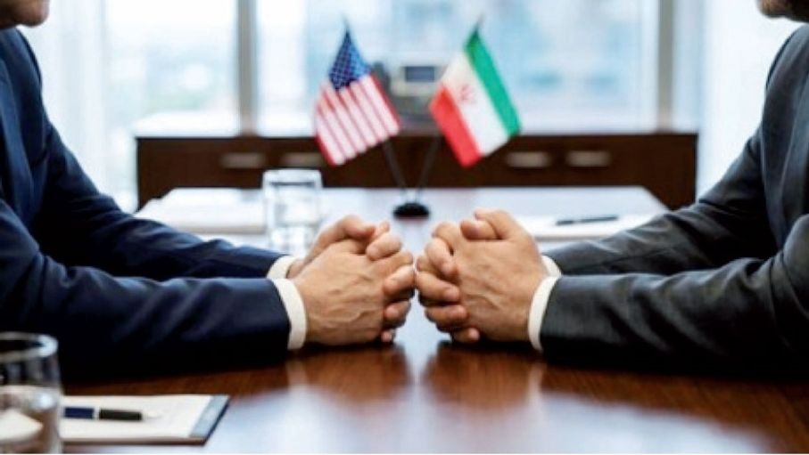 لماذا لم تلتزم إدارة ترامب بقانون إبلاغ الكونغرس باتفاقها مع إيران؟