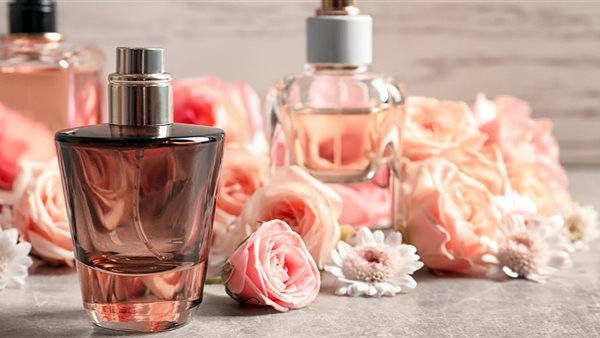 الإفتاء توضح حكم وضع العطر والتطيب للنساء في رمضان