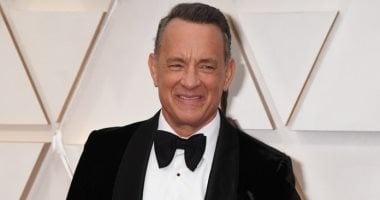 كل ما تريد معرفته عن المسلسل الوثائقى World War II with Tom Hanks