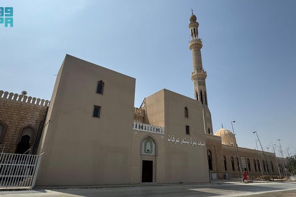 المشاعر المقدسة.. دلالات دينية وجغرافية تُرسّخ قدسية المكان وتكامل الخدمات لضيوف الرحمن