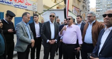 نجاح تنظيم شارع العريش يشعل الضوء الأخضر لتعميم التجربة فى الجيزة.. سوق حضارى للباعة ونقطة ثابتة لشرطة المرافق.. تحذير المحال بالغلق والتشميع وقطع المرافق حال إشغال الطريق.. والمحافظ