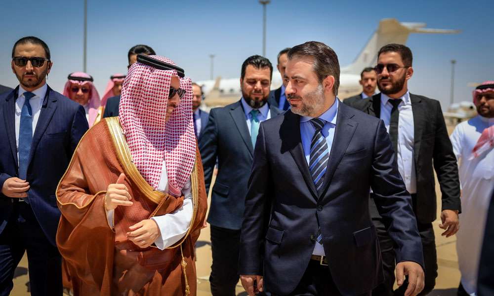 وزير الخارجية السعودي ونظيره السوري يبحثان تطورات الأوضاع الراهنة في المنطقة