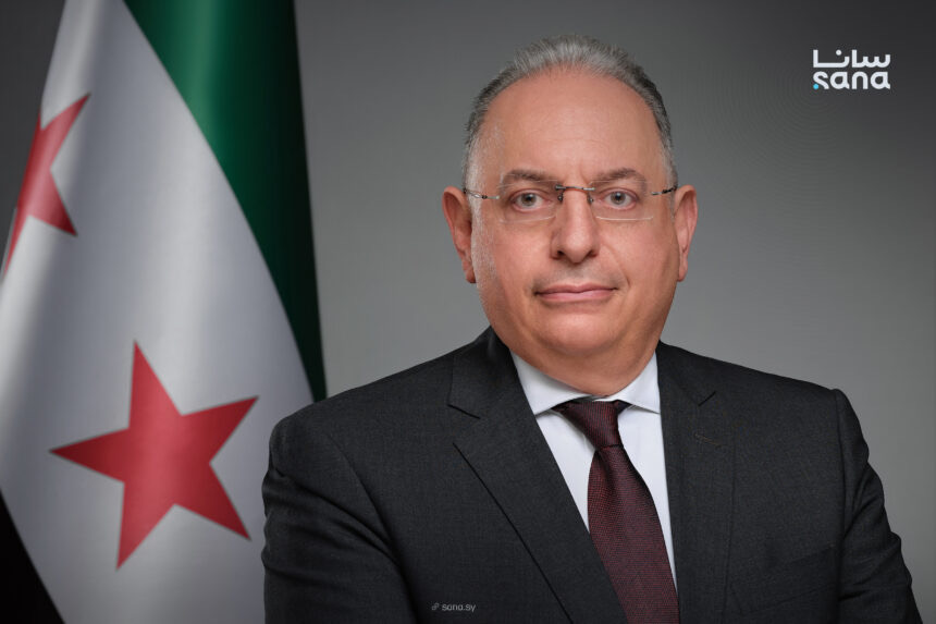 وزير المالية: معالجة أكثر من 111 ألف طلب لإعادة الرواتب واستكمال 52 ألفاً والعمل مستمر رغم التحديات