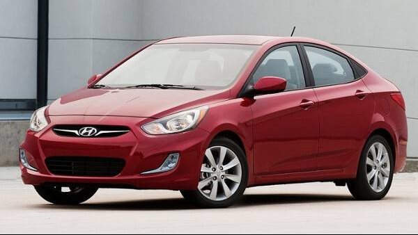 بعد تخفيضها.. أسعار أكسنت RB في سوق السيارت اليوم