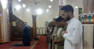 ليلة خاشعة.. صلاة التراويح من المجمع الإسلامى الكبير بسلوا بأسوان