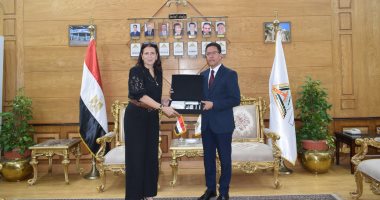 رئيس جامعة بنها: الدولة حريصة على إتاحة فرص التعليم وتطوير المناهج الدراسية