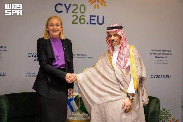 فيصل بن فرحان يبحث المستجدات الإقليمية والدولية مع...