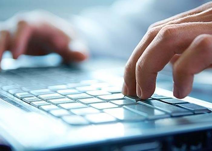 الإنترنت.. المشاكل النفسية والاضطرابات لدى المراهقين