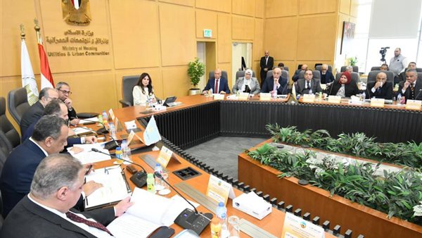 وزيرة الإسكان تؤكد على سرعة الانتهاء من تنفيذ شقق سكن لكل المصريين وتسليمها للحاجزين