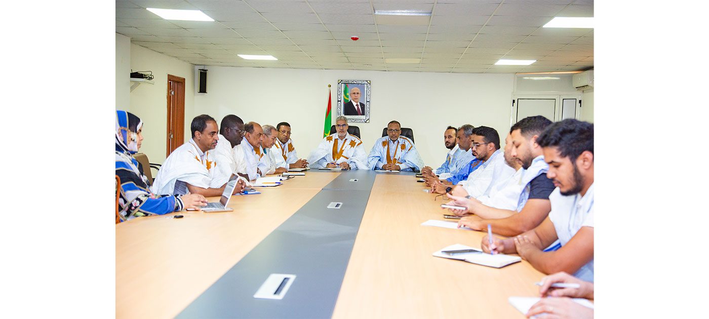 وزير الزراعة يبحث مع كبار المنتجين سبل تعزيز تموين معارض رمضان