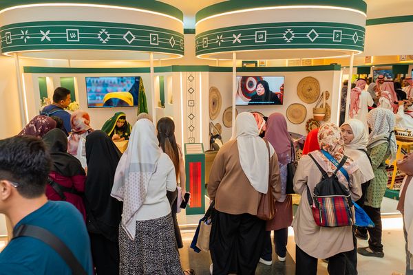 إقبال واسع على جناح المملكة بمعرض كوالالمبور للكتاب