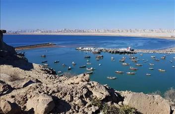 إيران: الأمريكيون عاجزون عن فرض حصار بحري فعال علينا