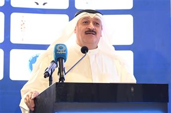 وزير الصحة يصدر قرارًا بإنشاء وتطبيق برنامج العلاج الوريدي بمضادات الميكروبات بعد الخروج من المستشفى