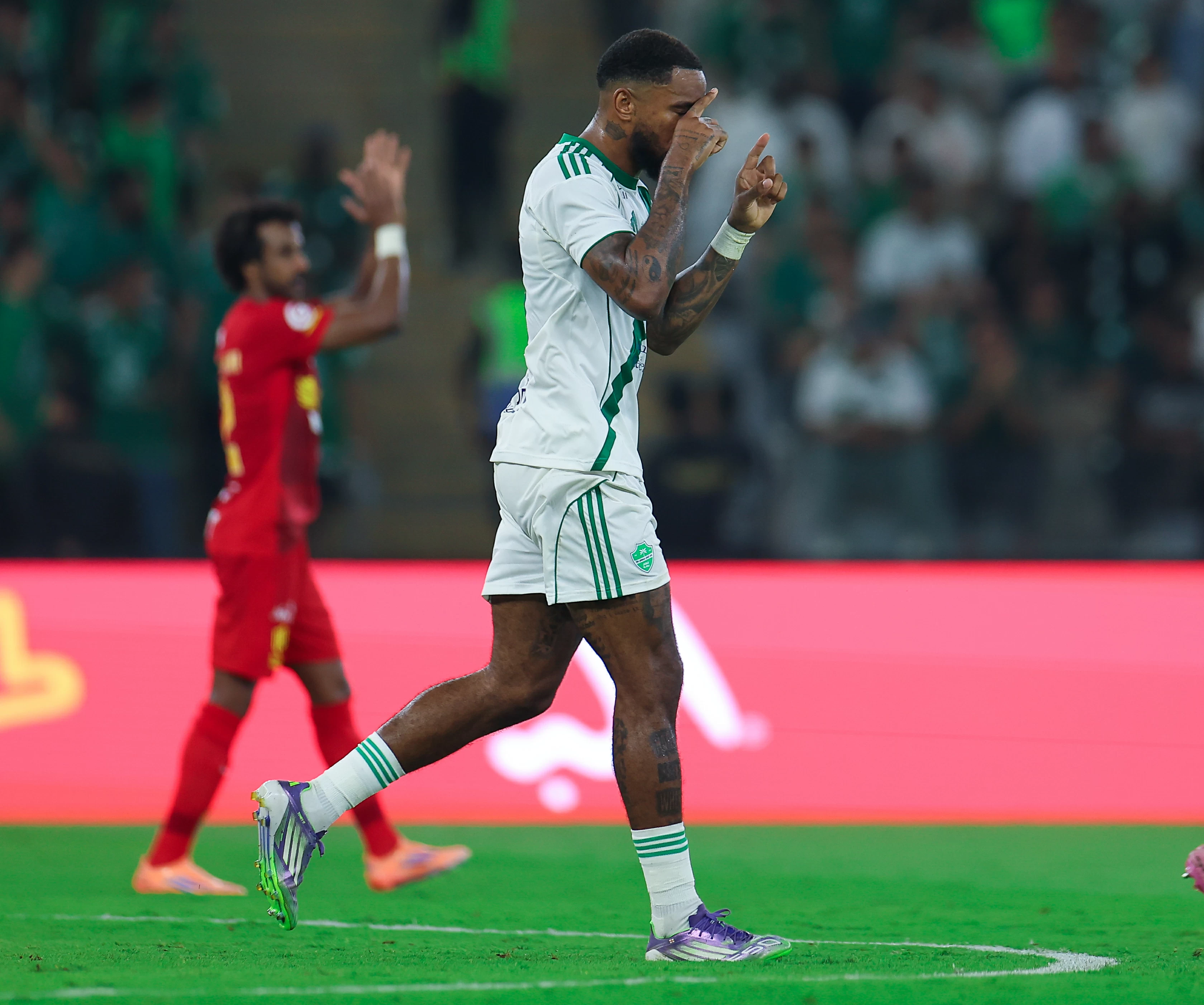 جابر لـ«عكاظ»: الأهلي والهلال في مواجهة ‏«الاستحواذ»