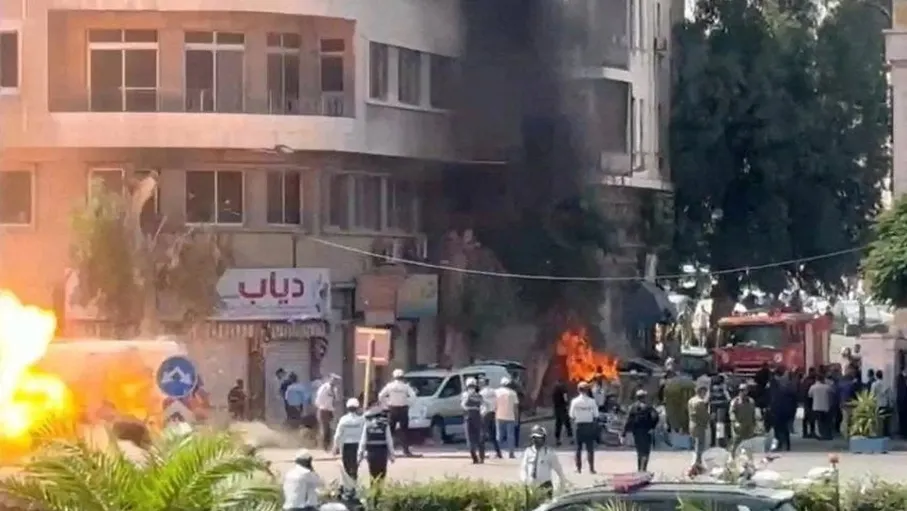 انفجارات قرب مقر ٌإقامة الرئيس الفرنسي في دمشق