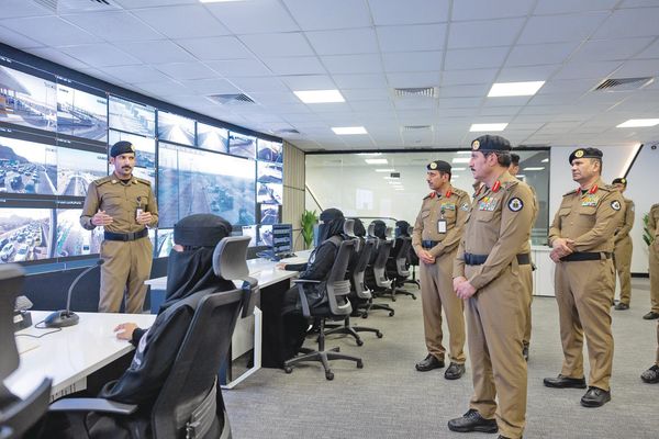 مدير الأمن العام يؤكد جاهزية الخطط الأمنية والتنظيمية