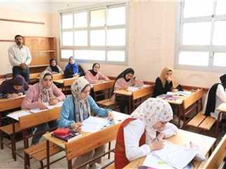 بدء إعلان جداول امتحانات شهر مارس لسنوات النقل