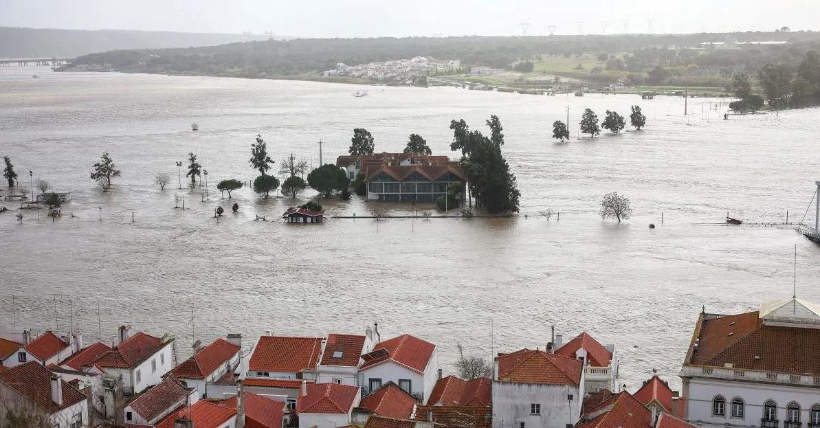 البرتغال في حالة التأهب عقب انهيار جزئي لحاجز مائي وسط البلاد