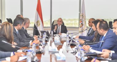 وزير الاستثمار يوجه بوضع مستهدفات لكل جهة تابعة للوزارة