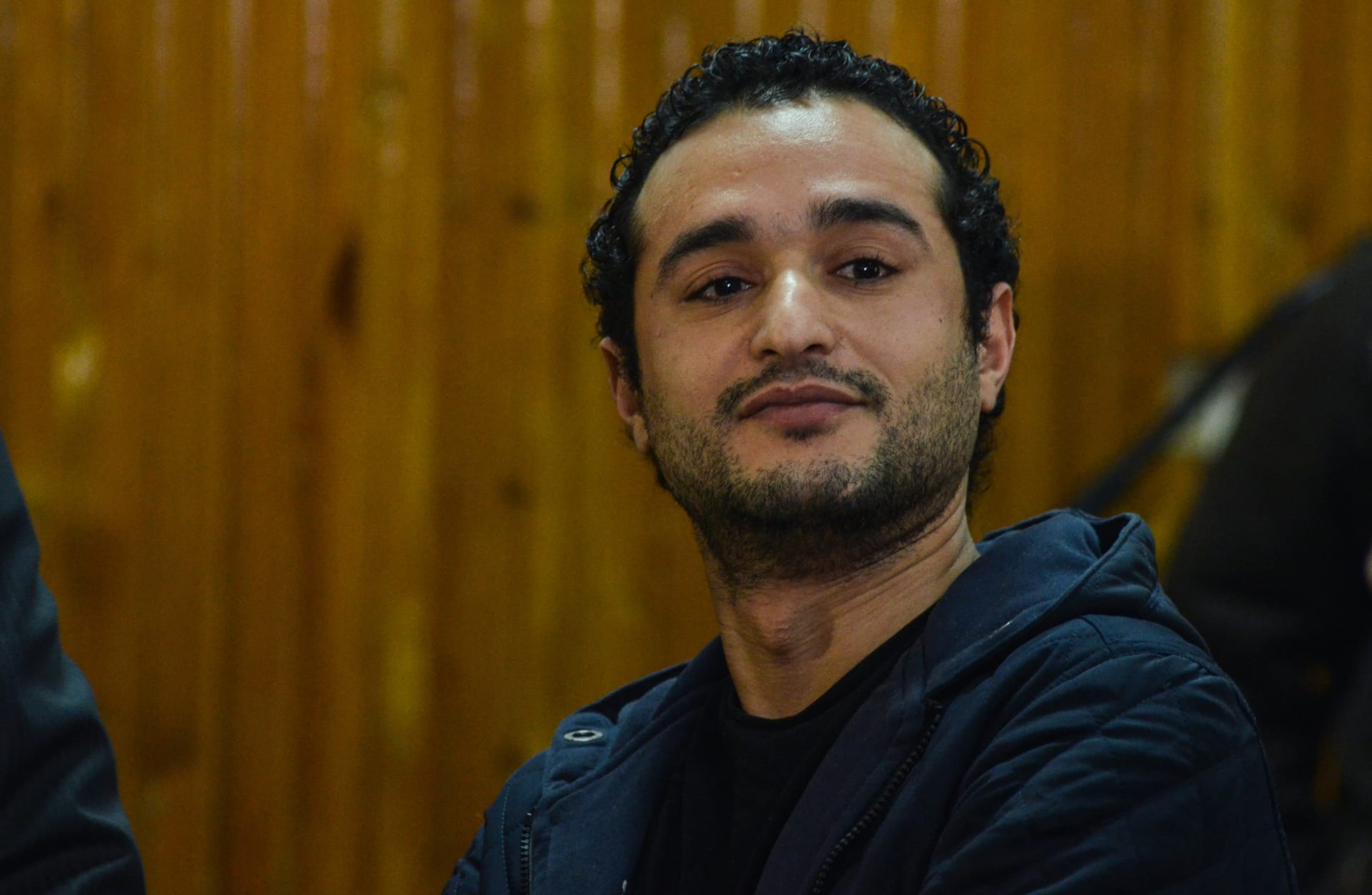 الجنح تعاقب أحمد دومة بالحبس سنة في اتهامه بنشر أخبار كاذبة