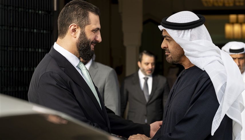 محمد بن زايد والرئيس السوري يؤكدان أولوية الحوار والدبلوماسية في المنطقة