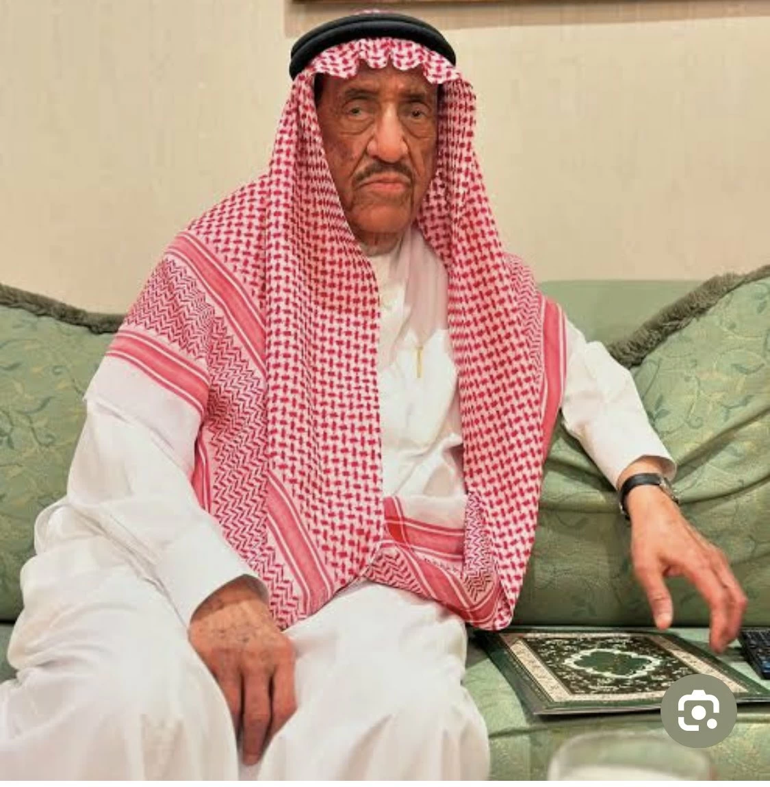 وفاة حمد الجميح.. والصلاة عليه عصر غد في جامع الملك خالد بالرياض