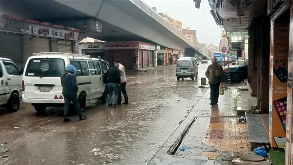 انخفاض مفاجئ في درجات الحرارة وأمطار رعدية، حالة الطقس اليوم الخميس