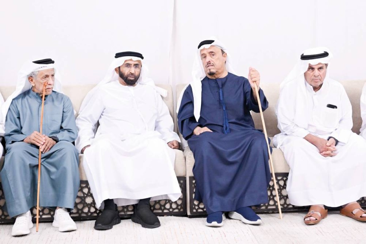 مسؤولون ومواطنون يعزون في وفاة الصغيرة بنت ضاحي