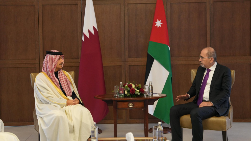 وزير الخارجية يبحث مع نظيره القطري جهود الوساطة بين الولايات المتحدة وإيران