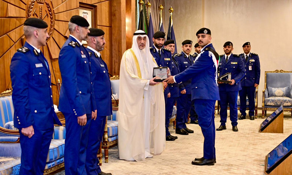 النائب الأول ووزير الداخلية يشهد حفل تخريج 134 ضابط اختصاص برتبة ملازم في قوة الإطفاء