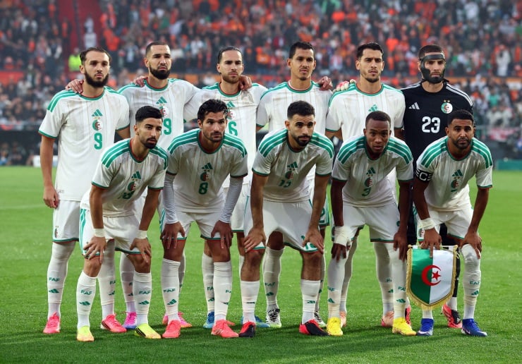 طابع بريدي يخلد مشاركة الجزائر في المونديال