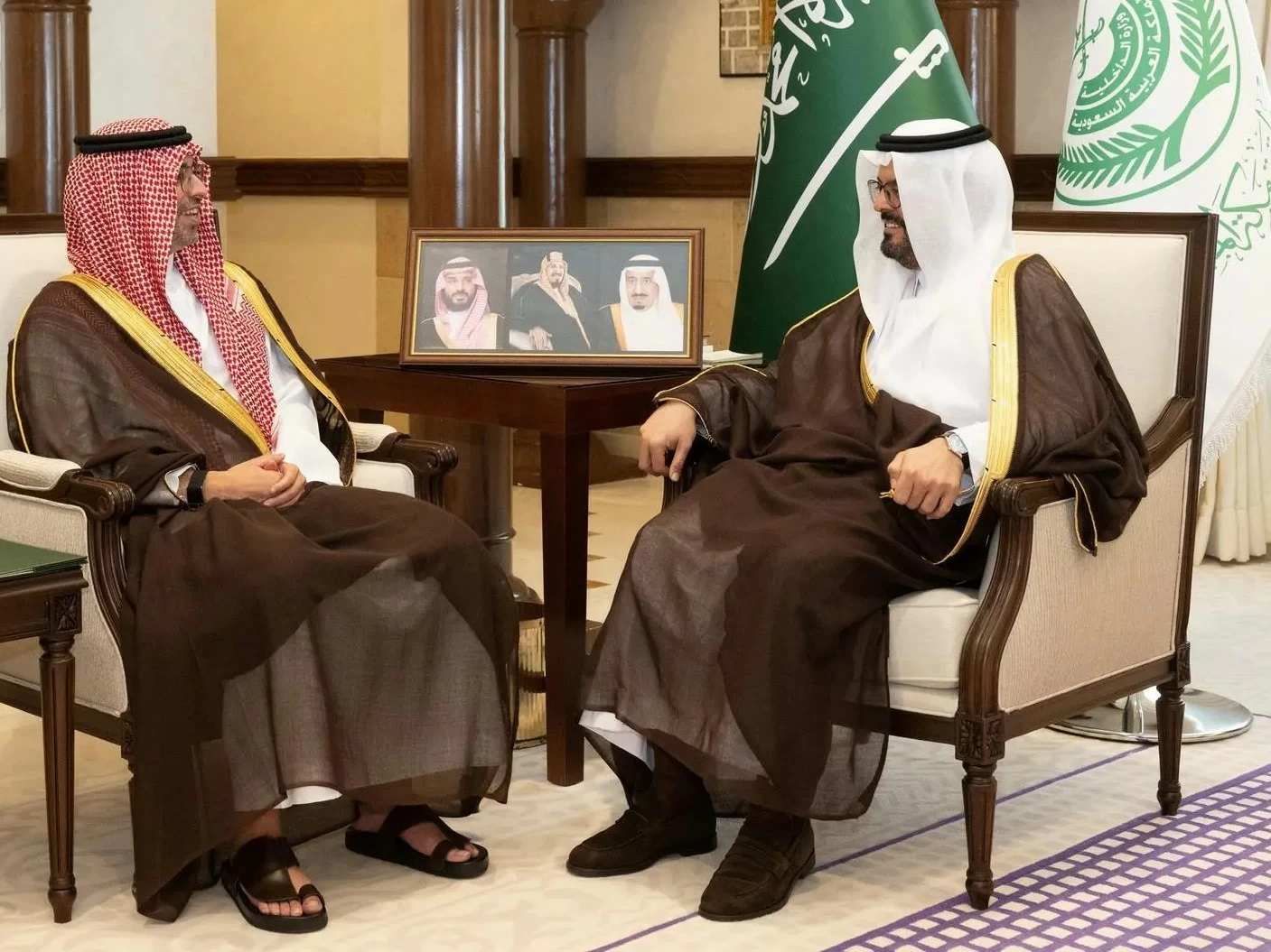 الأمير سعود بن مشعل يستقبل محافظ جدة - أخبار السعودية